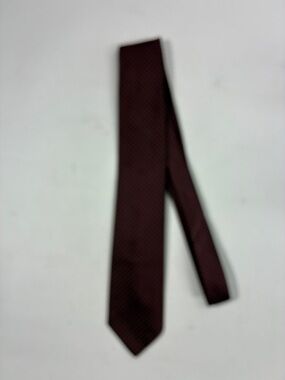 Classic Burgundy Men's Silk Tie - Solid Textured